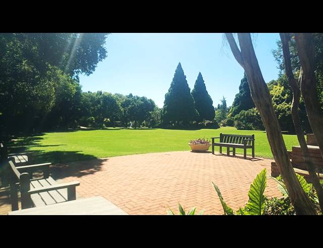 3 BEDROOM SECTIONAL TITLE FOR SALE IN DIE HOEWES